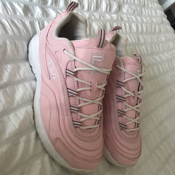 women's fila disruptor pink